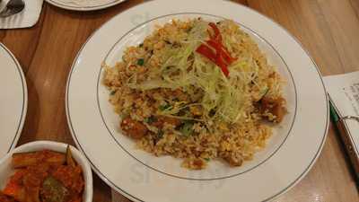 Madam Chong's Prawn Noodles House