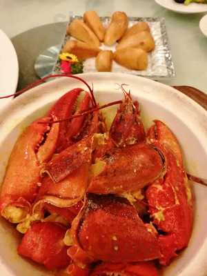 Ah Yat Abalone Seafood Restaurant