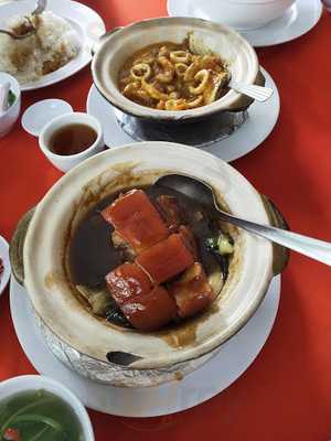 Xian 6 Seafood Steamboat