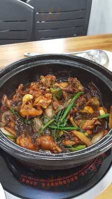 Taste Of Chicken Pot