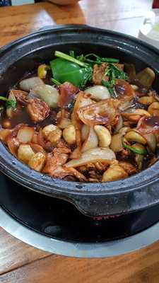 Taste Of Chicken Pot