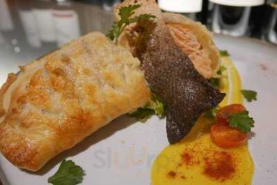 Xiyuan Bar & Restaurant