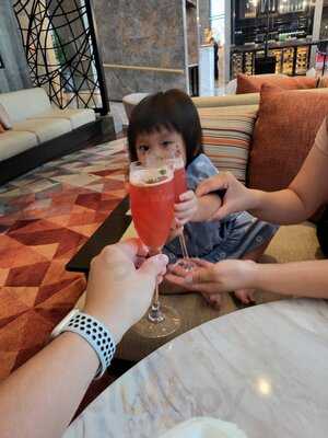 Le Bar Cocktails & Stories