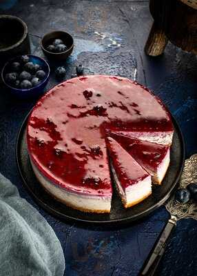 Cat & The Fiddle Lalaport