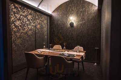 Yi Fusion Restaurant