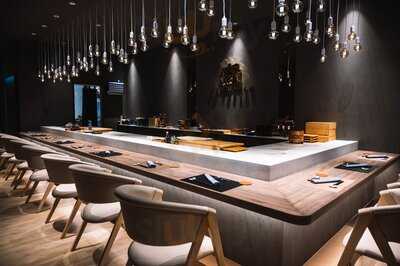 Yi Fusion Restaurant