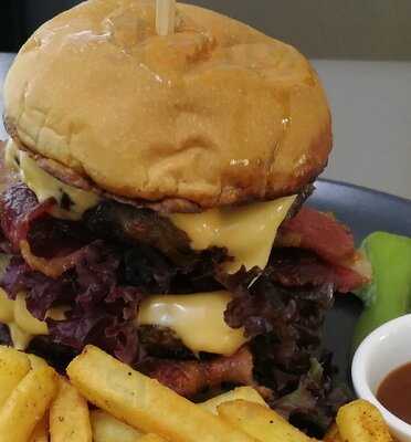 Flamez By Don, Cloud Kitchen