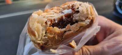 Mon Kee Confectionery