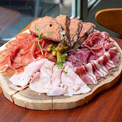 Cafe Deli By El Meson @ Desa Park City