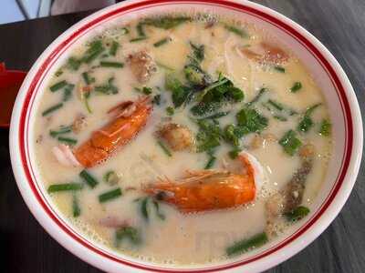 Cheras Flat Woo Pin Fish Head Noodle