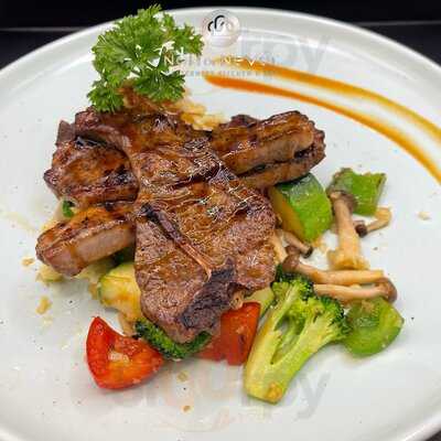 Now Or Never Westerness Kitchen & Bar Kepong Baru