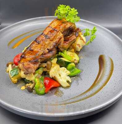 Now Or Never Westerness Kitchen & Bar Kepong Baru