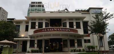 Blossom A Glassmansion