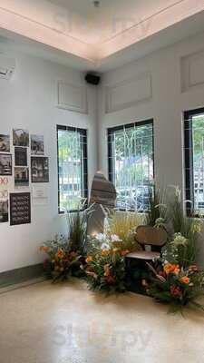 Blossom A Glassmansion