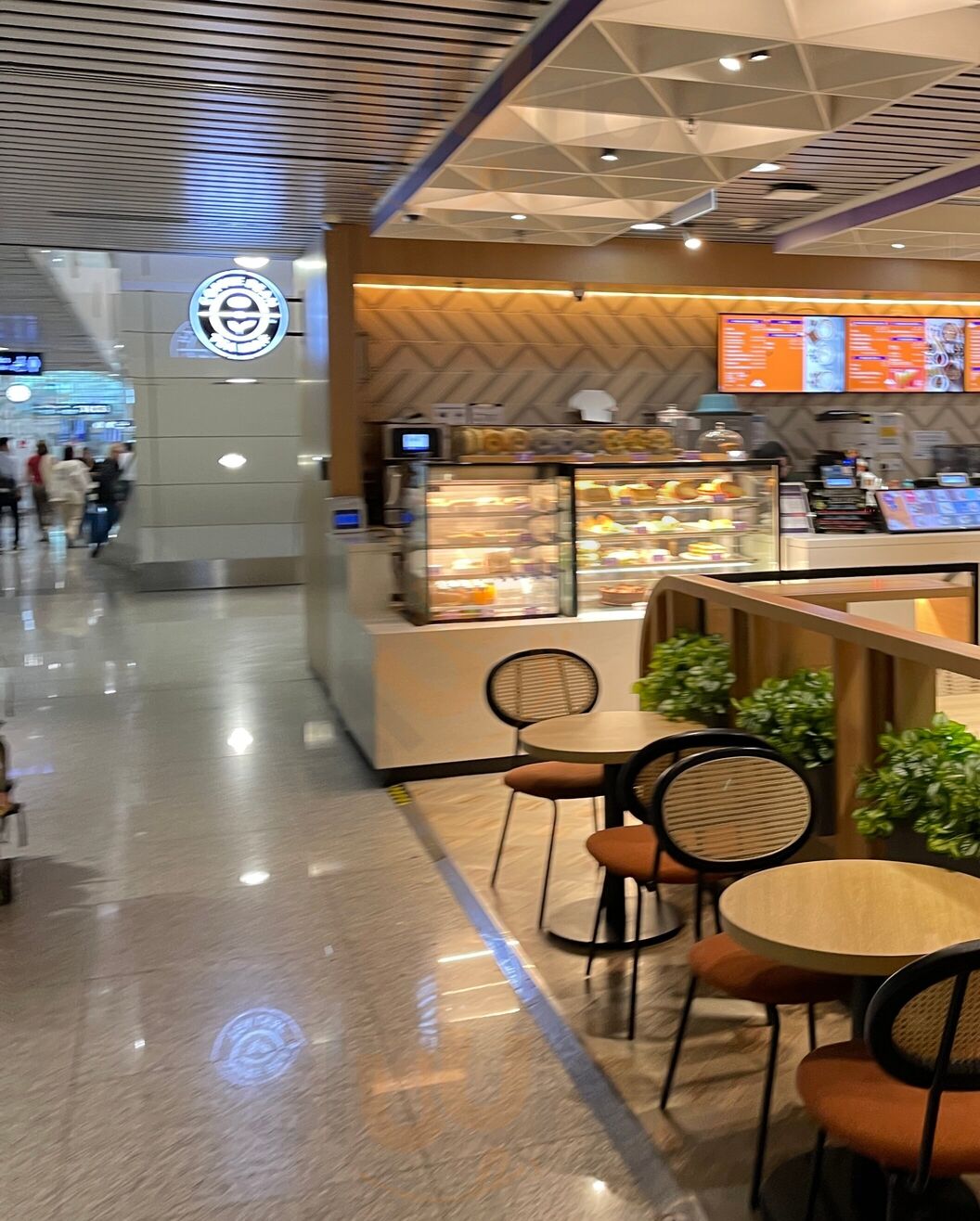 The Coffee Bean & Tea Leaf