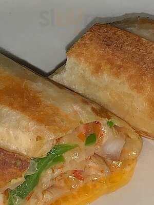 Metro Cafe And Grill