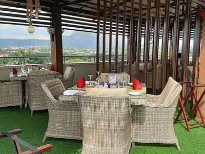 Miso Japanese & Thai Restaurant