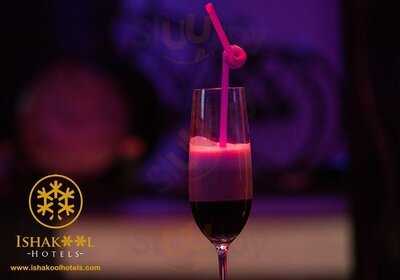 Ishakool Restaurant & Bar