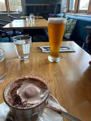 Alpha Street Kitchen & Bar