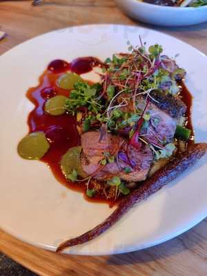 Alpha Street Kitchen & Bar