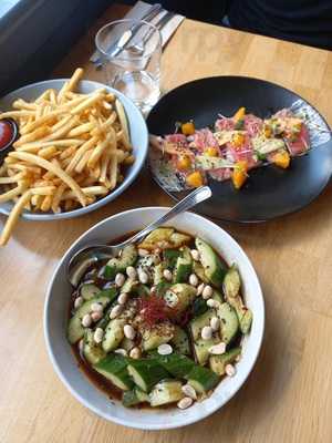 Alpha Street Kitchen & Bar