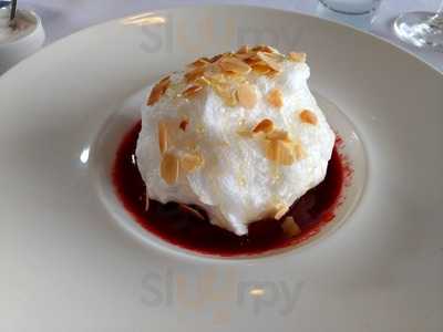 Le Bistro Des Gourmets