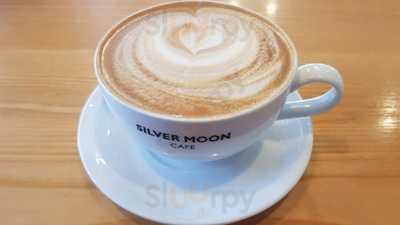 Silver Moon Cafe