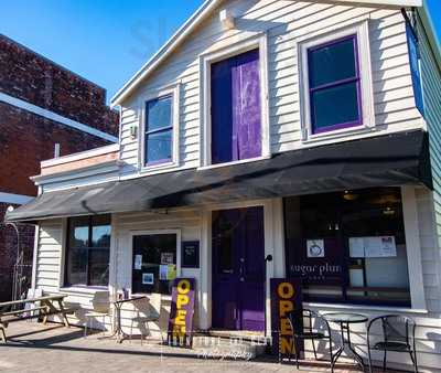 Sugar Plum Cafe
