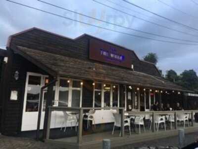 The Wharf Kitchen And Bar