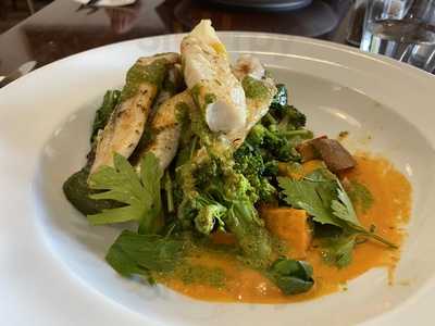 Ford's Restaurant & Bar