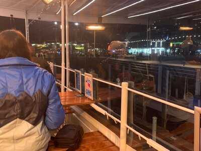 Perky's - Floating Bar Queenstown