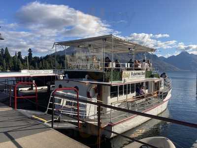 Perky's - Floating Bar Queenstown