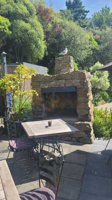 Carey's Bay Historic Hotel