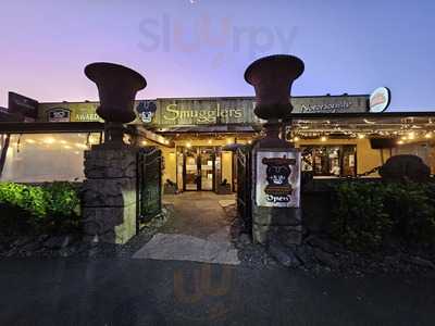 Smugglers Pub And Cafe