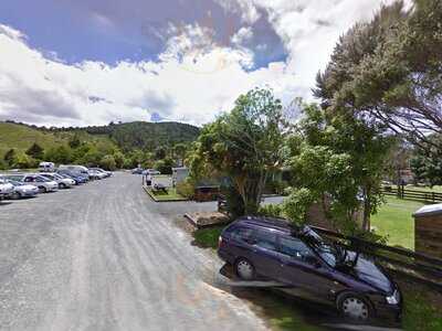 Berries Cafe & Organic Ice Creamery