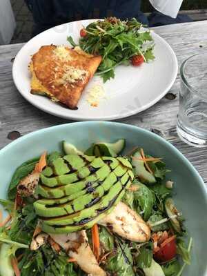 Willow Cafe & Eatery