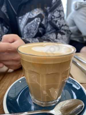 Willow Cafe & Eatery