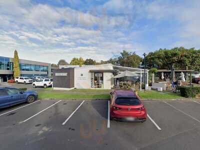 Willow Cafe & Eatery