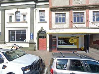 Four Doors Down Cafe