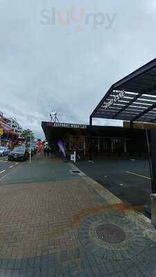 The Elephant Wrestler