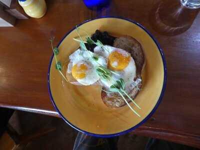 Cafe Irresistiblue At Monavale Blueberries