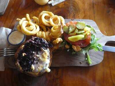 Cafe Irresistiblue At Monavale Blueberries