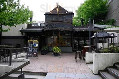 Lone Star Cafe & Bar