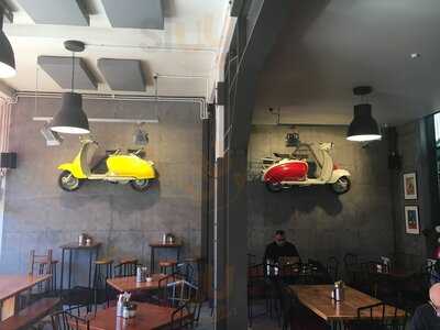 Lambretta's Cafe Bar