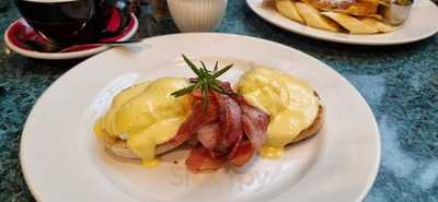 Lambretta's Cafe Bar