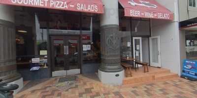 Lambretta's Cafe Bar