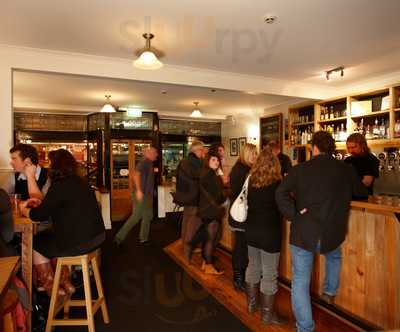 Sprig And Fern Hardy St