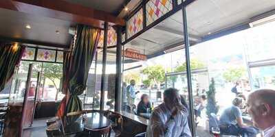 Hummingbird Eatery & Bar