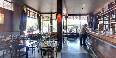 Hummingbird Eatery & Bar