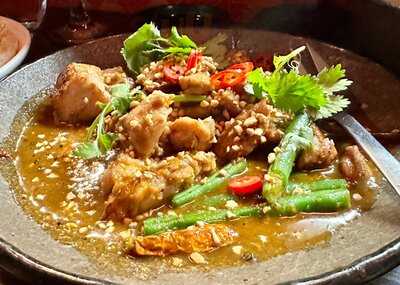 White And Wong's - Queenstown